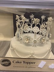 Wilton Crown Cake Topper With Pearls