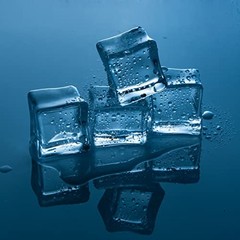 10MM Artificial Acrylic Crystal Diamond Ice Cubes – 10MM – 200PCS