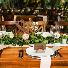 Luckforest Wood Place Card Holders with Kraft Cards, 20 Pcs Half-Round