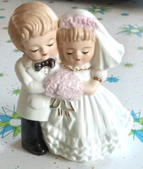 Vintage MCM Porcelain Blonde Bride & Groom Wedding Cake Topper Figurine