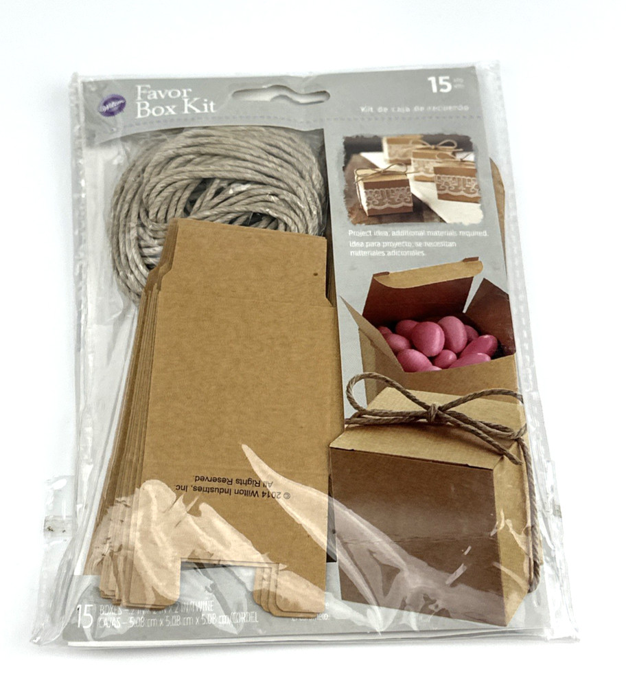 Wilton Favor Box Kit 15 Count Brown 2×2 Boxes with Twine