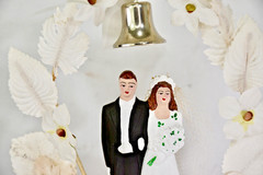 Vintage 1950’s CHALKWARE WEDDING CAKE Topper Arch Brunette Handpainted with Veil