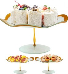 Elegant 13-Inch Gold-Trimmed Scalloped Cake Stand – Dishwasher Safe Delight