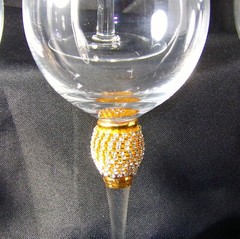 Set of 4 Wine glasses , Gold Crystal diamond Ball on The stem & Clear Trim.