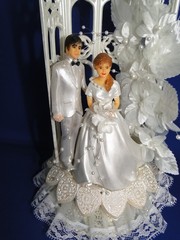 New Elegant Vintage Chapel Window Bride & Groom Wedding caketopper #395