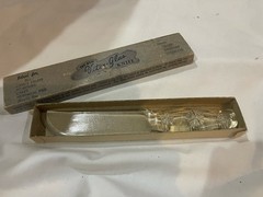 Vitex-Glas Vintage Glass Cake and Fruit Knife with Stars Made In USA In EUC