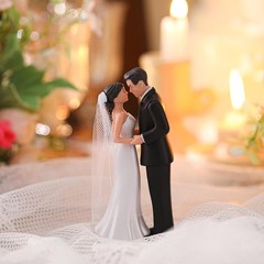 Adorno para pastel de boda Remerry de 4.5″, figura elegante y vintage de novios