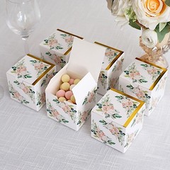 25 GOLD Square 3″ x 3″ Favor BOXES Floral Printed Candy Holders Events Supplies