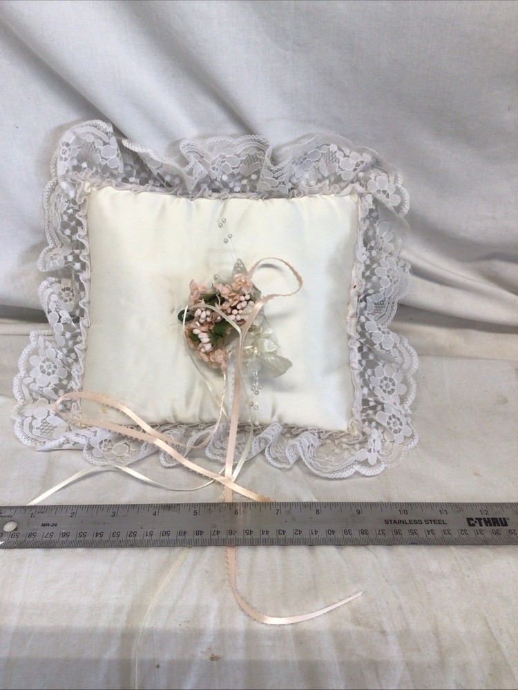 Cream Satin Lace Flower Rectangular VTG Wedding Ring Bearer Pillow