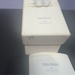 Vera Wang x Wedgwood Metal Infinity Kissing Bell in Box