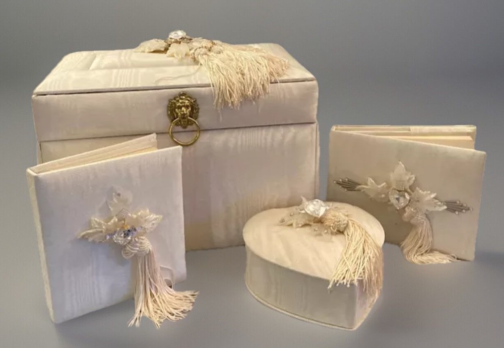 Vtg 4- Piece Designer Wedding Keepsake Set w/Swarovski Crystal by Andre Van Pier