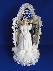 New Vintage Elegant Chapel Window Porcelain Bride & Groom Wedding caketop #392
