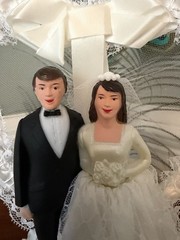 VTG Wedding Cake Topper Bride and Groom Figurine with Lace Heart and Garter