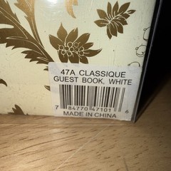 BEVERLY CLARK COLLECTION, WHITE Classic WEDDING GUEST BOOK, NEW!!! Free Shipping