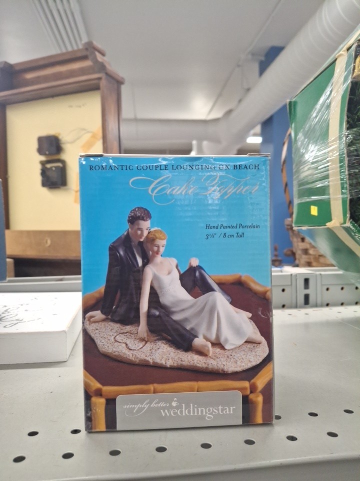 WEDDINGSTAR WEDDING CAKE TOPPER COUPLE ON THE BEACH