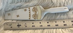 P.A.R.I.S.2 Forcelain France White Porcelain Cake Knife Server Gold Accents Read