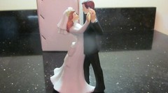 Roman Bride and Groom Porcelain Wedding Figurine Beautiful New 6″ Tall 99740