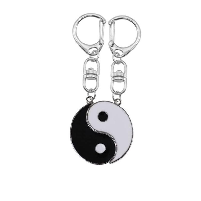 YALLNASL Matching Couples Gifts Keychains for Husband and Wife Yin Yang