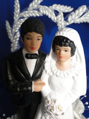 New Vintage Medium Dark Skin Bride & Groom heart Wedding CakeTop, #324