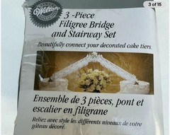 Wilton Vintage 1983 White Filigree Cake Bridge and Staircase Set Brand New