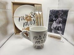 Wedding/Bridal shower gift set – Set includes Mr.&Mrs. cake plate, mug and frame