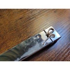 Wedgewood Vera Wang Love Knots Silverplated Wedding Cake Trowel – June 18, 2005