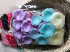 100 pcs Cherry flower Rose Petals for Wedding Valentine’s Day Decoration