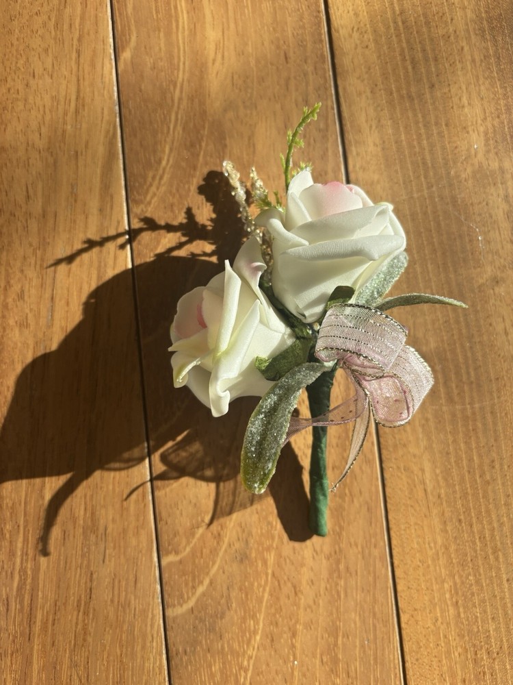 Artificial boutonniere for Special occasion As Seen In photo