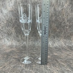 Bridgets of Erin Celtic Claddagh Etched Champagne Flutes Pair