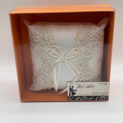 Studio His & Hers White Satin Lace Pearl Ring Bearer Pillow Wedding 469031 NIB