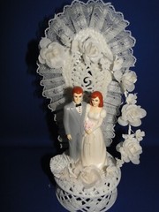 New Vintage Traditions Wedding Caketop Bride & Groom with oval elegant back #181