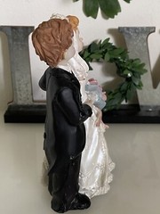 Vintage Shabby Chic Wedding Bride and Groom Resin Wedding Cake Topper 5.5″ Tall