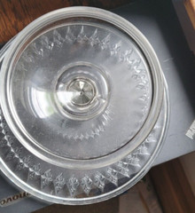 Vtg 6.5 Inch Tall Poundcake Stand Glass 9 Inch Round Dessert Decorative Party