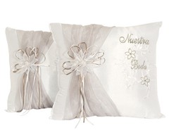 Set of 2 White Satin Nuestra Boda Wedding Kneeling Pillows – Cojines Para Boda