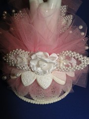 New Vintage Wilton «Lustrous Love» Wedding CakeTop, white porcelain,pink 117-623