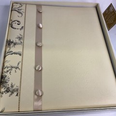 NEW C.R. GIBSON FINE GIFTS ANNA GRIFFIN MEMORY BOOK IVORY FLORAL W0-3858 LINEN
