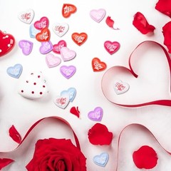 200 Pieces 1.4 Inch “I Love You” Fabric Heart Confetti Table Multicolor