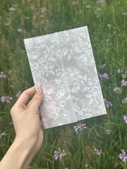 Puremigo 50 Pack Pre-Folded Vellum Jackets for 5×7 Inches, White Floral