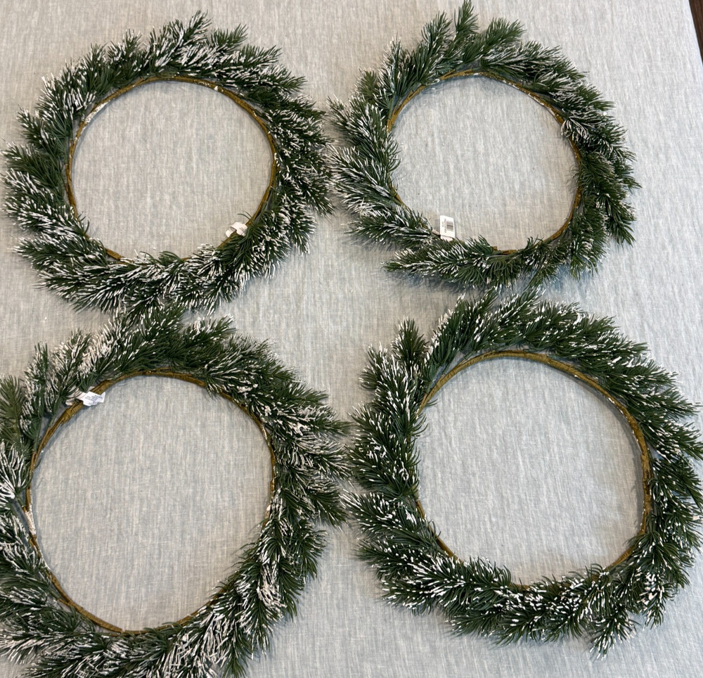 POTTERY BARN FROSTED PINE WREATH HOLIDAY PLATE CHARGERS SET OF 4 GREEN 16″ DIAM