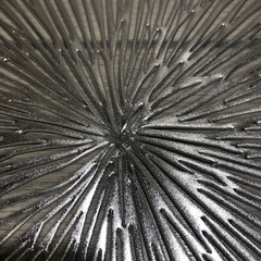 Metallic Silver Round Vinyl Placemats Non Slip Spiked Design 4 Pack