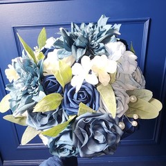 Ling’s Moment Artificial Bridal Boquet – Navy Blue