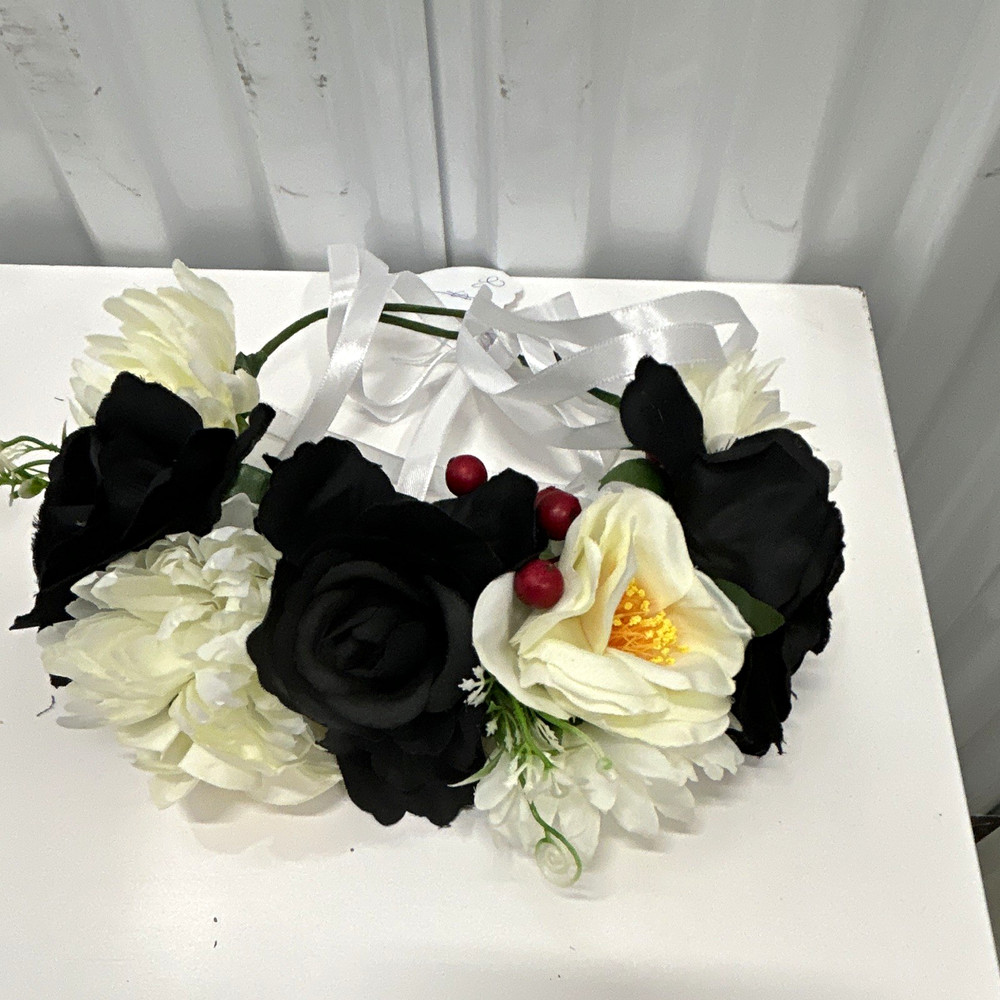 Artificial Wedding Rose Garland w/ White Ribbon Ties – Black White Red Green