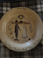 EUC ** No Chips Or Cracks! Decorative Marriage Plate With Stand