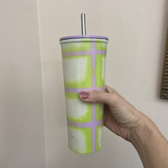 Straw 22oz Stainless Steel Cup With Lead Perfect for Hot and Cold Drinks