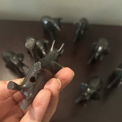 Pottery Barn Place Card Holders Bronze Metal Elephant Trunk Up 3×3” Set Of 8