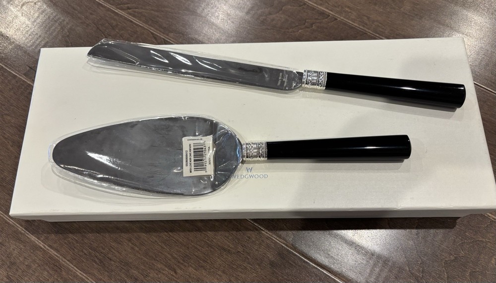 Vera Wang With Love Noir Cake Knife & Server Set Black Enamel/Silverplate BNIB