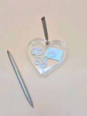 Gold Pen with Heart-Shaped Clear Rose Base for Wedding Guest Book