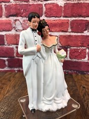 RARE Vintage 1950’s Porcelain WEDDING CAKE TOPPER BRIDE & GROOM Both In WHITE 7″
