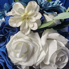 Ling’s Moment Artificial Bridal Boquet – Navy Blue