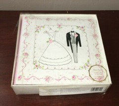 2002 Design Focus Wedding Photo Album Holds 200 – 4 x 6 Photos